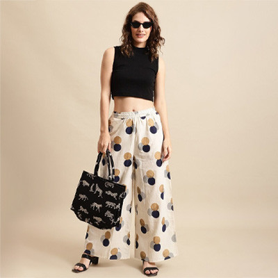 Women Printed Flared Palazzos